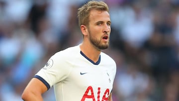 Mourinho: "Harry Kane could be out until April, next year... I don't know!"