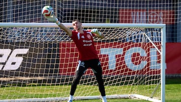 25/03/26 SELECCION ESPAÑOLA ESPAÑA ENTRENAMIENTO
JOAN GARCIA
LAS ROZAS, ESPAÑA - 25 MARZO 2026: Entrenamiento de la Selección Española de Fútbol Absoluta Masculina en la Ciudad del Fútbol de Las Rozas, España. (Foto: A.Martínez/RFEF)
***(Crédito obligatorio)***
ESTRICTAMENTE, SOLO USO EDITORIAL.
(Cualquier uso no editorial requiere el permiso de RFEF)
RESTRICTED TO EDITORIAL USE.
(Any non editorial use requires permission of RFEF)
