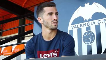 Gayá: "Con Marcelino trabajamos todos bien, tiene las ideas claras"