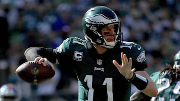 PHILADELPHIA, PA - SEPTEMBER 24: Carson Wentz #11 of the Philadelphia Eagles throws the ball against the New York Giants in the third quarter on September 24, 2017 at Lincoln Financial Field in Philadelphia, Pennsylvania. Abbie Parr/Getty Images/AFP
== FOR NEWSPAPERS, INTERNET, TELCOS & TELEVISION USE ONLY ==