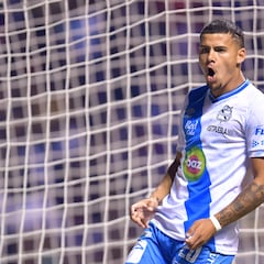 Cruz Azul busca el fichaje de Maximiliano Araújo