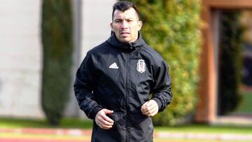 El conflicto que tiene a Medel sin jugar y cerca de salir de Besiktas