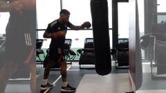 Benfica la rompe con el reencuentro entre Ríos y Otamendi