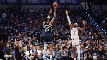 P.J. Washington #25 of the Dallas Mavericks shoots
