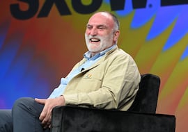 Acude con botas al restaurante de José Andrés, la echan y el chef lo justifica: “Tengo muchos otros sitios más informales”