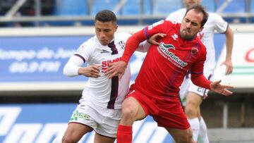 Imagenes del Huesca-Numancia de la temporada pasada.