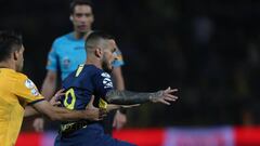 Benedetto dejó el partido lesionado en el primer tiempo