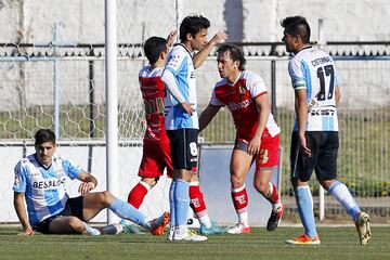 El recién ascendido Curicó se reforzó con el experimentado delantero, que tuvo una experiencia en Argentina con Patronato.