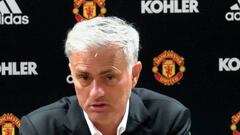 Mourinho: "No puedo estar más feliz con Pogba de lo que estoy"