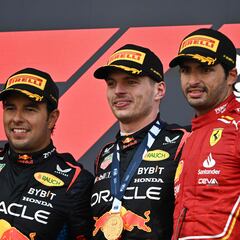 Firme podio de Sainz y gran domingo de Alonso