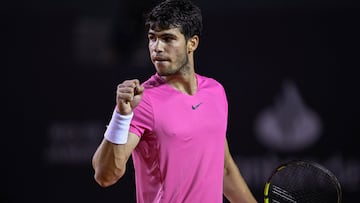 Spain's Carlos Alcaraz celebrates a point during the ATP 500 Rio Open singles tennis quarter-final match against Serbia�s Dusan Lajovic in Rio de Janeiro, Brazil, on February 24, 2023. (Photo by MAURO PIMENTEL / AFP)