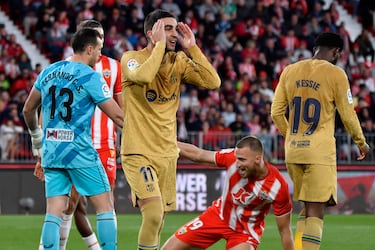 Robert Lewandowski injured in Barcelona’s defeat to Almería: what is the injury? Will he play against Real Madrid?