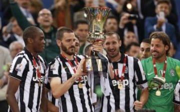 Juventus derrotó por 2-1 a Lazio en tiempo extra, y se coronó campeón de la Copa Italia 2014-15. La escuadra de Turín sueña con el ansiado ‘triplete’.