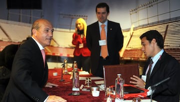 Del Nido padre (izquierda) e hijo (derecha), años antes de la guerra actual.