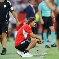 Los erráticos estrenos de Matías Almeyda