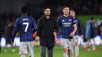 Soccer Football - Premier League - Brentford v Arsenal - GTech Community Stadium, London, Britain - February 12, 2026 Arsenal manager Mikel Arteta looks dejected after the match REUTERS/David Klein EDITORIAL USE ONLY. NO USE WITH UNAUTHORIZED AUDIO, VIDEO, DATA, FIXTURE LISTS, CLUB/LEAGUE LOGOS OR 'LIVE' SERVICES. ONLINE IN-MATCH USE LIMITED TO 120 IMAGES, NO VIDEO EMULATION. NO USE IN BETTING, GAMES OR SINGLE CLUB/LEAGUE/PLAYER PUBLICATIONS. PLEASE CONTACT YOUR ACCOUNT REPRESENTATIVE FOR FURTHER DETAILS..