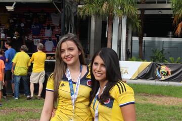 Aficionados en la Fan Zone.