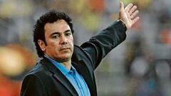 Hugo Sánchez, nuevo entrenador del Almería