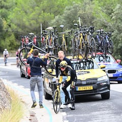 Numerosos pinchazos en La Vuelta por chinchetas