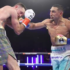 Teófimo López es campeón de los superligeros de la OMB