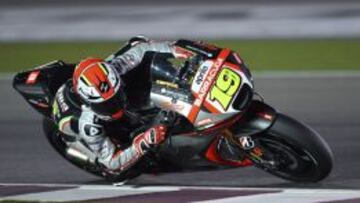 Álvaro Bautista, con su Aprilia.