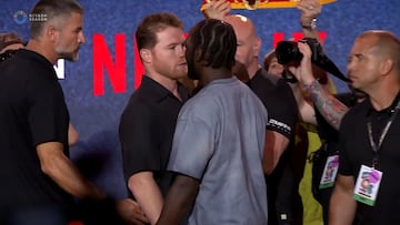 Canelo pushes Crawford during intense face-off