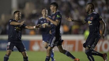 Araos y la U entran en 'guerra'