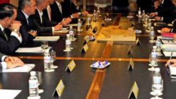 <b>CUMBRE. </b>Todas las partes implicadas en el mundo del fútbol se reunieron para tratar de desbloquear la huelga que propone la AFE.