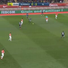 Confianza para regalar: el gol de Mariano desde el parking