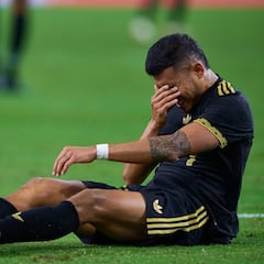 Orbelín Pineda se va para abajo