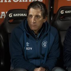 Mario Salas se juega el puesto en el clásico ante Colo Colo