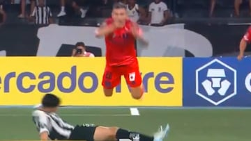 Esto de Botafogo no se esperaba: Charles Aránguiz lo sufrió, pero toda la U celebró esta fuerte jugada