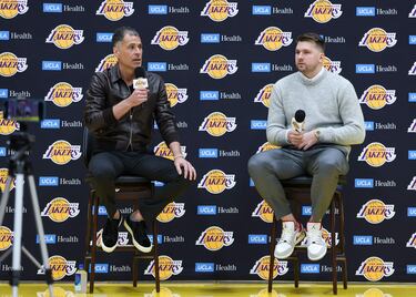 Presentación de Doncic con Los Angeles Lakers.
