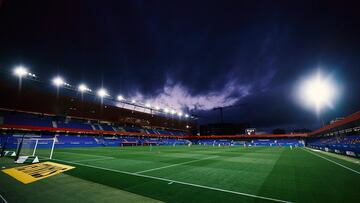 BARCELONA, SPAIN - MARCH 14: A general view of the Estadi Johan Cruyff during the Primera Iberdrola match between FC Barcelona and Valencia CF at Estadi Johan Cruyff on March 14, 2021 in Barcelona, Spain. Sporting stadiums around Spain remain under strict restrictions due to the Coronavirus Pandemic as Government social distancing laws prohibit fans inside venues resulting in games being played behind closed doors. (Photo by Alex Caparros/Getty Images)
