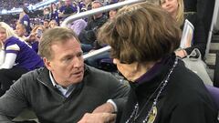 Roger Goodell invitó a aficionada de 99 años al Super Bowl LII