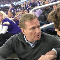 Roger Goodell invitó a aficionada de 99 años al Super Bowl LII