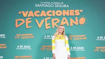 La actriz y presentadora Patricia Conde posa durante un photocall en la presentación de su nueva película ‘Vacaciones de verano’, en Sony Pictures, a 4 de julio de 2023, en Madrid (España). La película llega a los cines el jueves 6 de julio y gira en torno a dos amigos que pierden su trabajo y se ven obligados a aceptar un trabajo temporal como animadores infantiles en un hotel de lujo. Al ser ambos divorciados, les tocan sus hijos un mes de verano y les es imposible compaginarlo con el trabajo, con lo cual deciden llevarse a los niños y ocultarlos en el hotel.
04 JULIO 2023;CINE;PELÍCULA;HUMOR;COMEDIA;CULTURA;ATRESMEDIA
Diego Radamés / Europa Press
04/07/2023