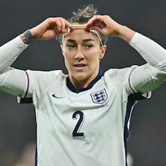 Lucy Bronze, devastada por lo mismo que Irene Paredes