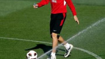 Djukic cambia el plan: dos días a puerta cerrada