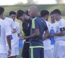 Plácido debut de Abad y exhibición de Enzo Zidane