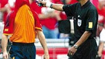 <B>GHANDOUR, CULPABLE</B>. Apuntó, desenfundó y disparó a la diana española.