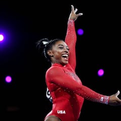 Biles presenta una demanda contra el USOC por abuso sexual