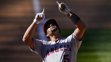 Después de batear el cuadrangular 559 el 4 de agosto, Mays se dirigió al dominicano vía mensaje de texto: "“Es tu oportunidad. Ve por él”, lo alentó.