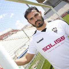 Espíndola, sin fecha de vuelta en el Albacete