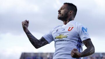Futbol, Deportes Iquique vs Universidad de Chile
Segunda fecha, campeonato nacional 2018
El jugador de Universidad de Chile Mauricio Pinilla celebra su gol contra Deportes Iquique durante el partido de primera division disputado en el estadio Zorros del