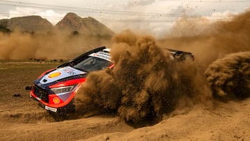 Ott Tanak, con el Hyundai en el Rally Safari 2025.