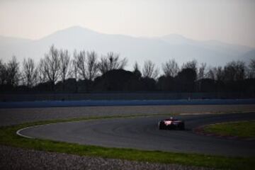 El piloto alemán Sebastian Vettel con el Scuderia Ferrari SF70H.