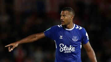 FLEETWOOD, ENGLAND - AUGUST 23: Salomon Rondon of Everton reacts during the Carabao Cup Second Round match between Fleetwood Town and Everton at Highbury Stadium on August 23, 2022 in Fleetwood, England. (Photo by Lewis Storey/Getty Images)