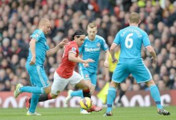 El delantero colombiano fue titular en el Manchester United ante el Sunderland.