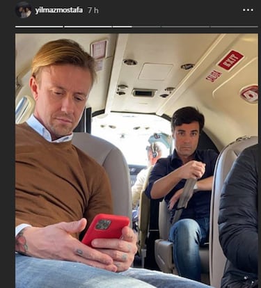 Guti, vuelo exprés para acordar con el jeque los refuerzos invernales del Almería